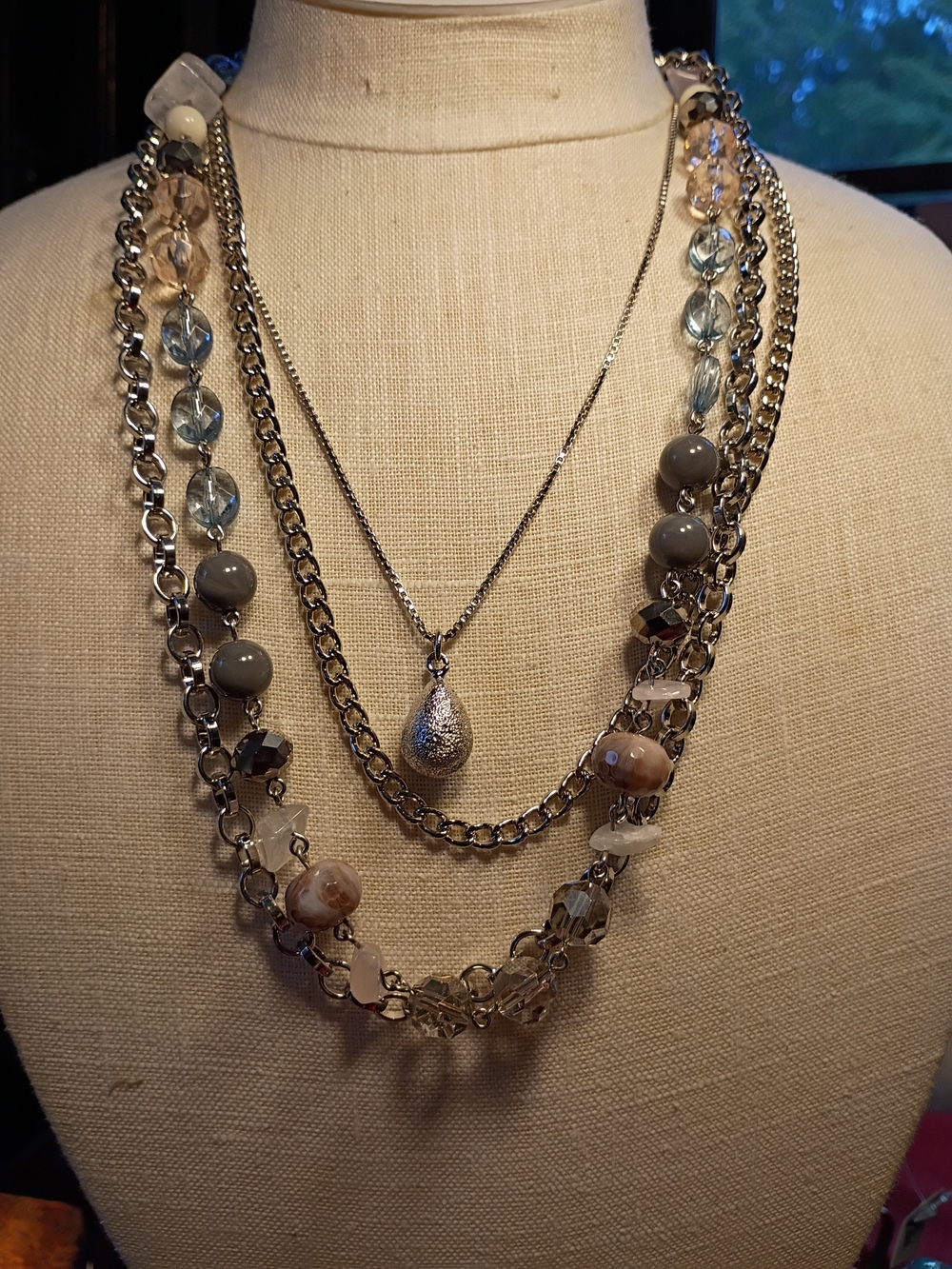 Layered Silver-Tone Teardrop Pendant Necklace with Mixed Beads - Gray